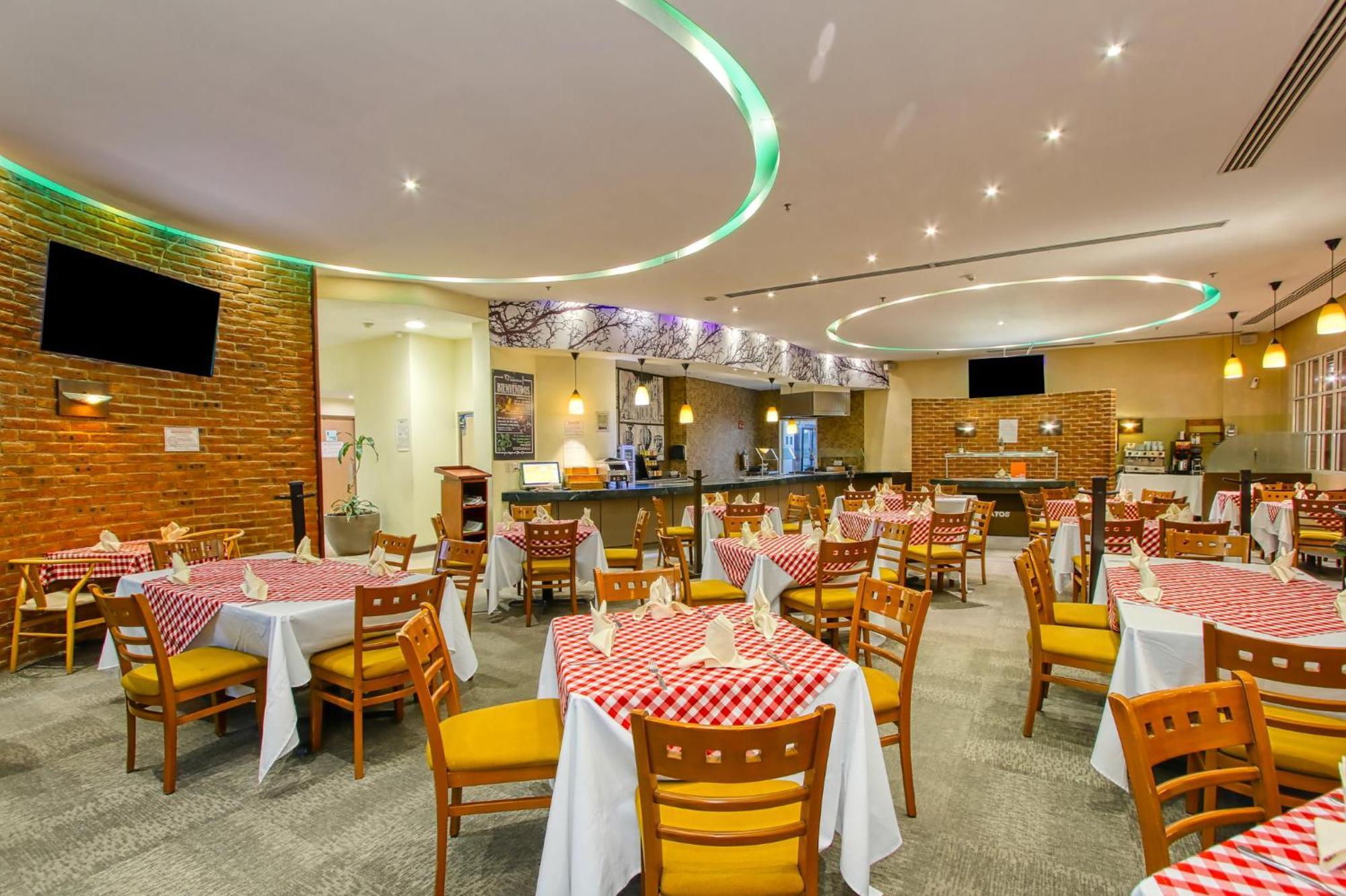 Holiday Inn Leon-Convention Center By Ihg Eksteriør billede